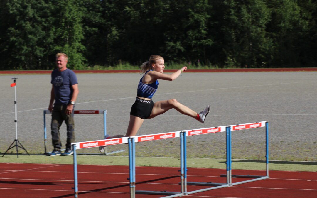 63 mitalia 12-15-vuotiaiden piirinmestaruushuipentumasta!